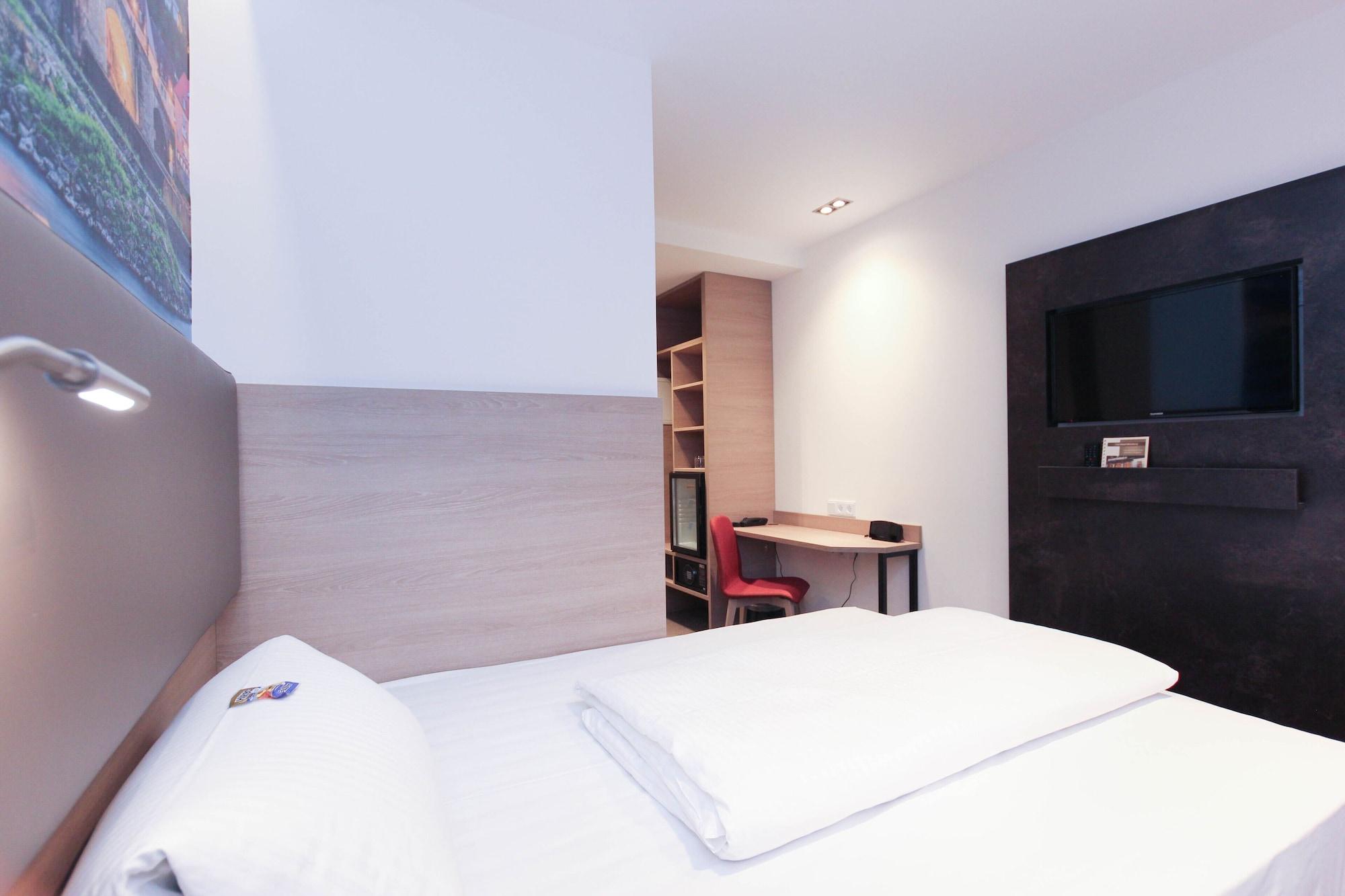 City Hotel Wuerzburg Exterior photo
